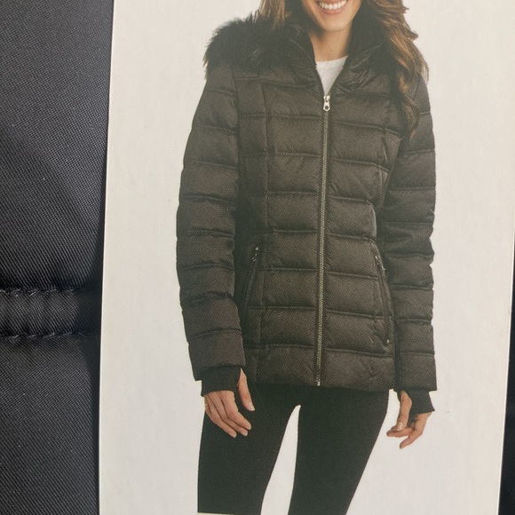 Nautica Womans puffer jacket with detachable hood live show price limited time! - Picture 3 of 6